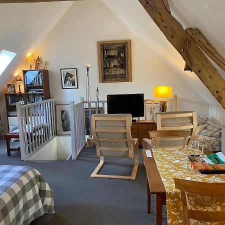 Kirribilli Bed and Breakfast Pleine-Fougères Buitenkant foto