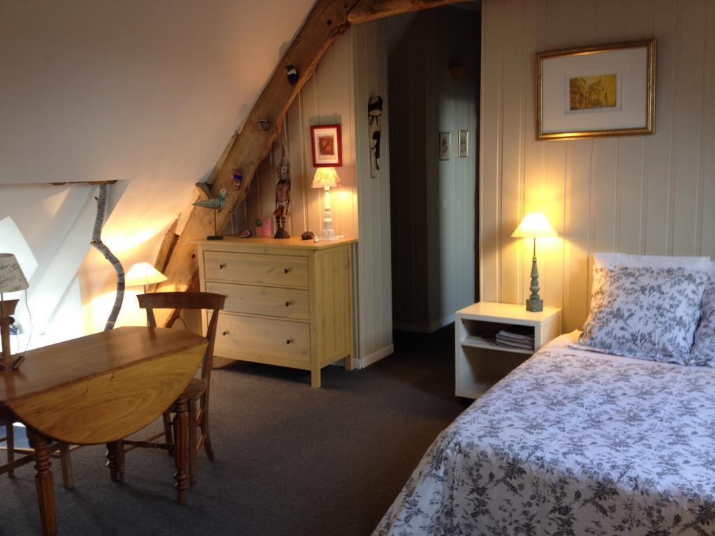 Kirribilli Bed and Breakfast Pleine-Fougères Kamer foto
