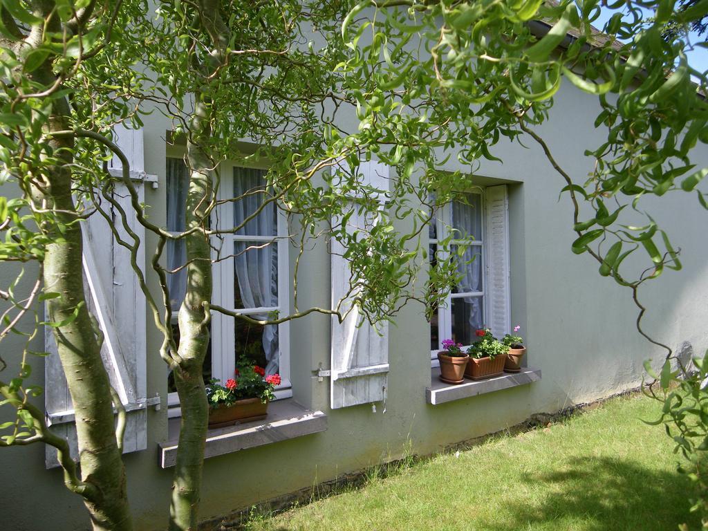 Kirribilli Bed and Breakfast Pleine-Fougères Buitenkant foto